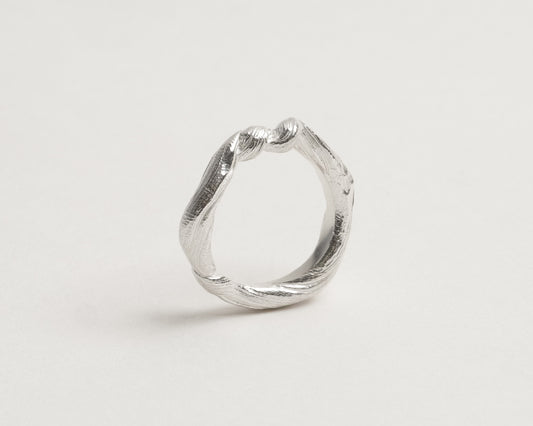 Knot Ring