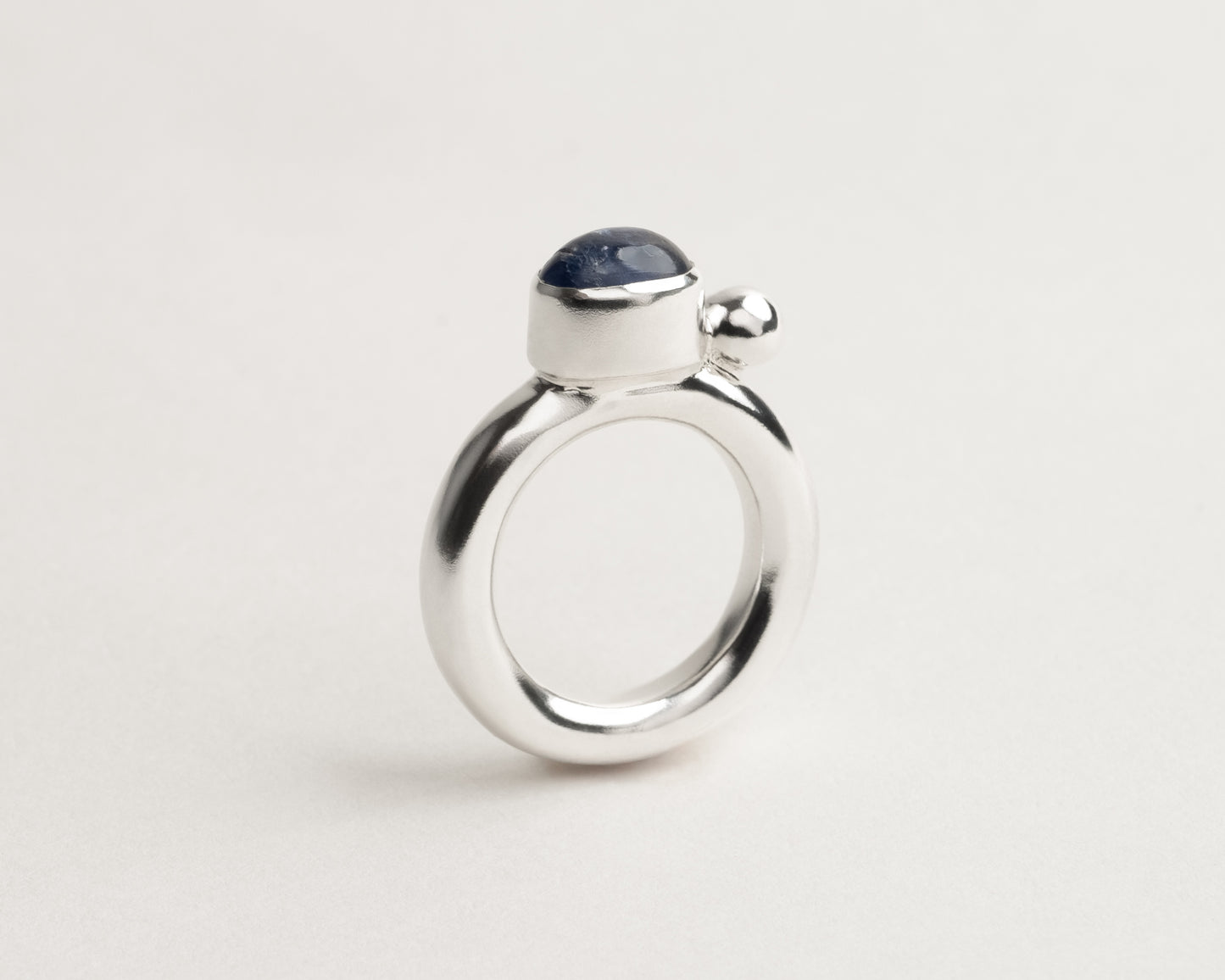 Ellipse Ring