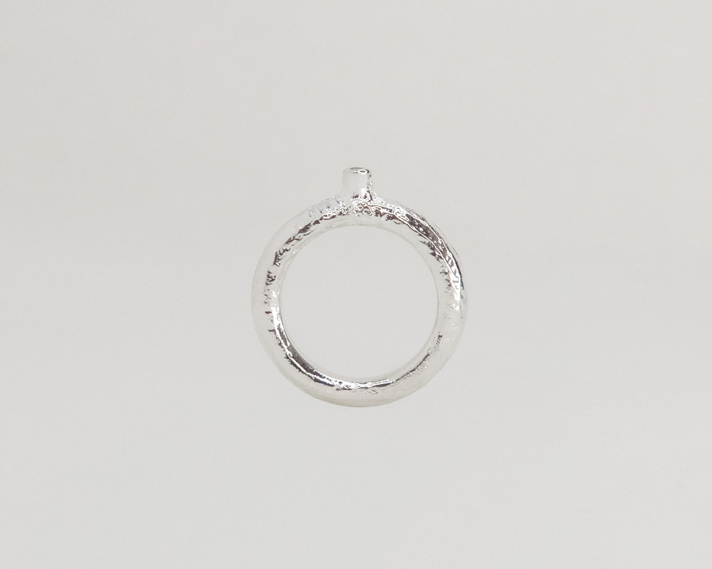 Mono Diamond Ring