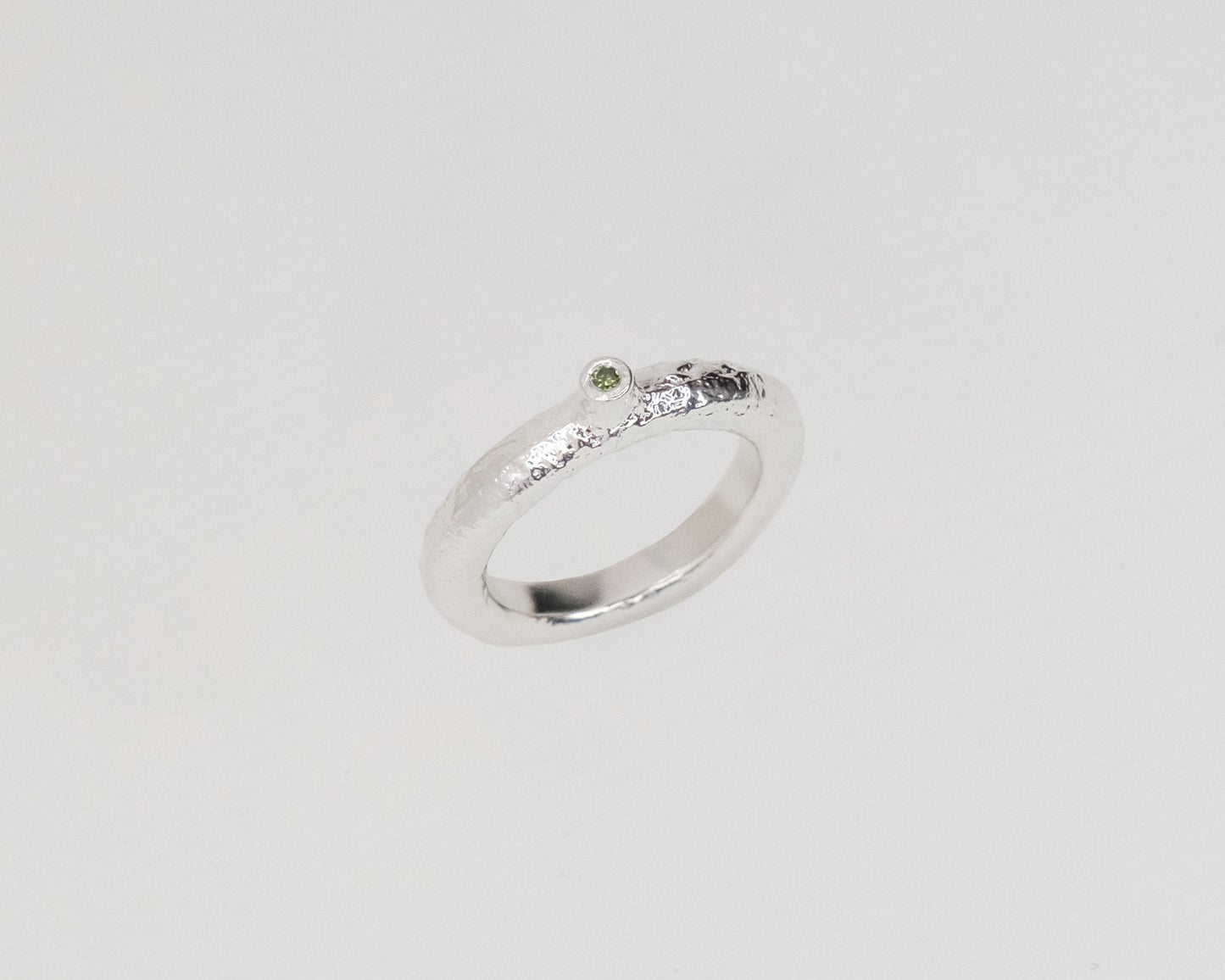 Mono Diamond Ring