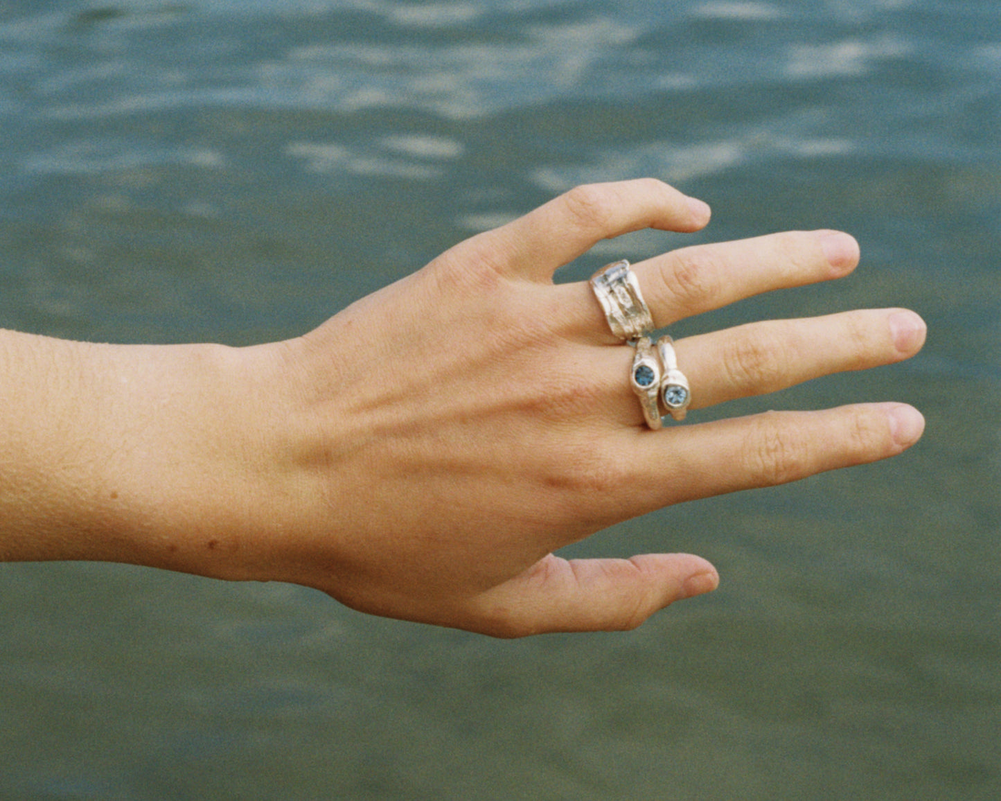 Dark Pebble Ring