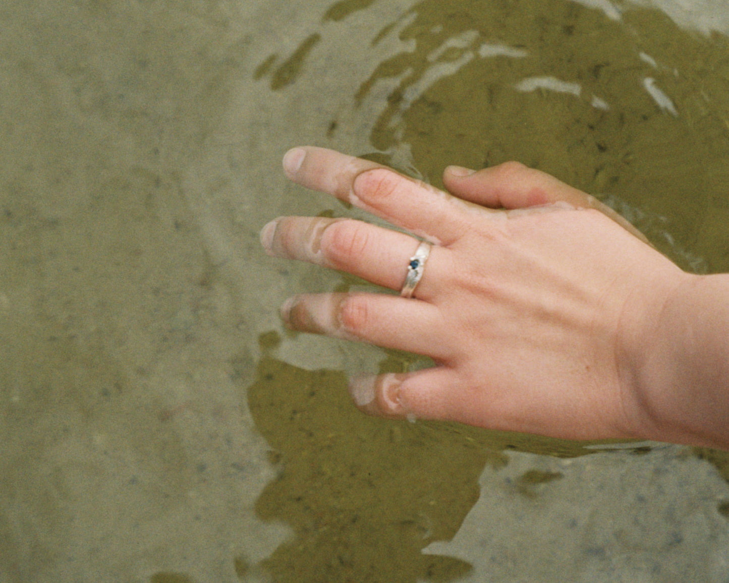 Pebble Wave Ring