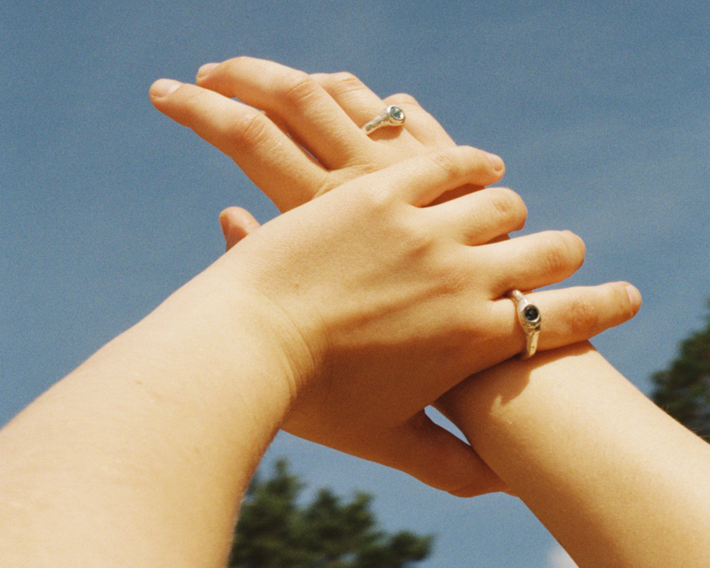 Dark Pebble Ring